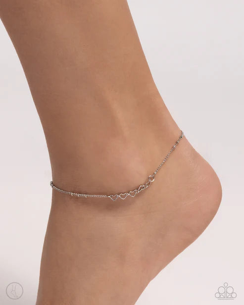 Paparazzi ♥ Satellite Shimmer - Silver ♥ Anklet