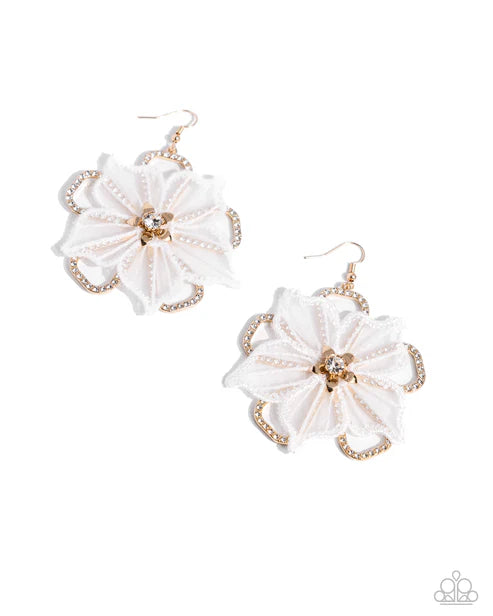 Paparazzi ♥ Refined Recognition - Gold ♥ Earrings