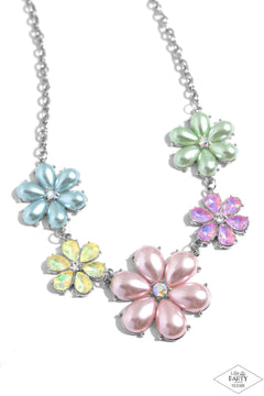 Paparazzi ♥ Fiercely Flowering - Multi ♥ Necklace