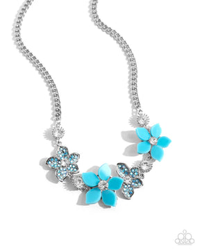 Paparazzi ♥ Bouquet Ballad - Blue ♥ Necklace