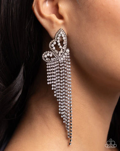 Paparazzi ♥ Aerial Accent - Black ♥ Post Earrings