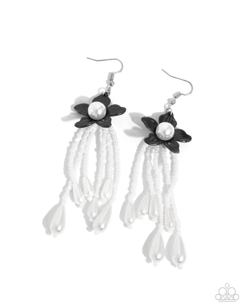 Paparazzi ♥ Prom Personality - Black ♥ Earrings