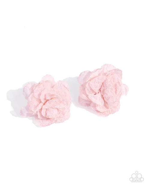 Paparazzi ♥ Tulle Twist - Pink ♥ Post Earrings