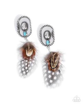Paparazzi ♥ Feathered Fairy Tale ♥ Post Earrings