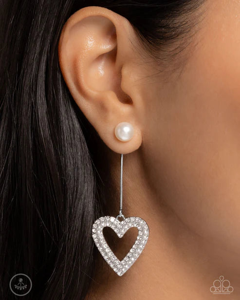Paparazzi ♥ Valentines Vision - White ♥ Post Earrings