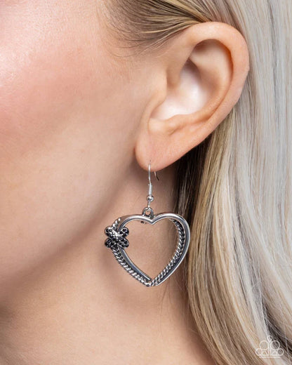 Paparazzi ♥ Crisscross Courtship - Black ♥ Earrings