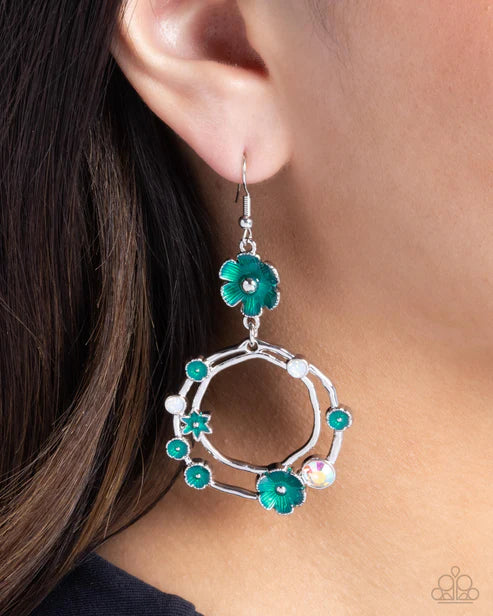 Paparazzi ♥ Wreathed Waikiki - Green ♥ Earrings
