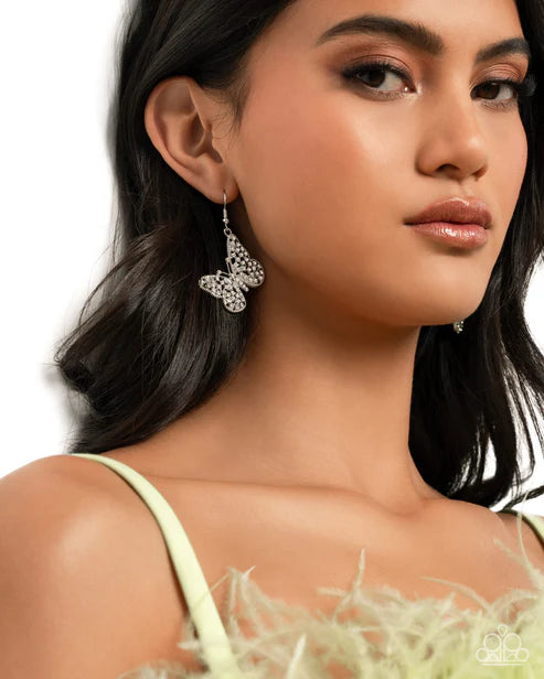 Paparazzi ♥ Aerial Audience - White ♥ Earrings