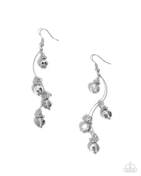 Paparazzi ♥ Seize the Sway - Silver ♥ Earrings