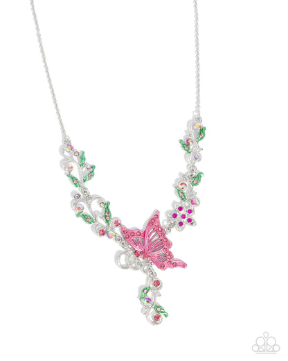 Paparazzi ♥ Valuable Vineyard - Pink ♥ Necklace