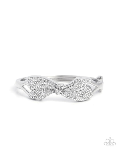 Paparazzi ♥ Blissful Bow - White ♥ Bracelet